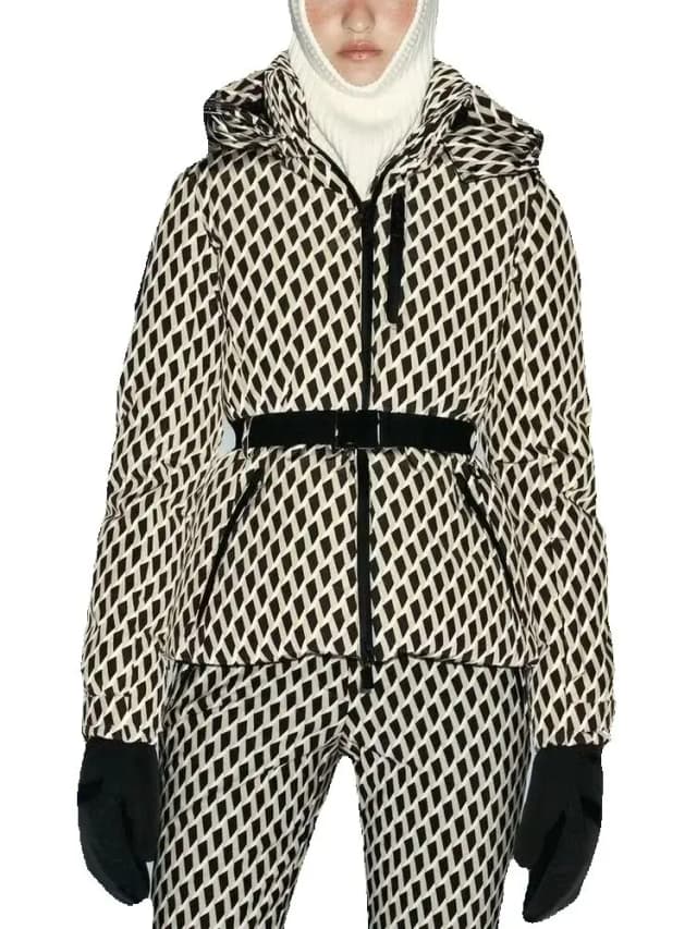 Dames Winter Capuchon Hoge Taille Gewatteerde Sport Parka's Met Riem Vrouwelijke Elegante Dikke Warme Zakken Winddicht Skiën Jassen