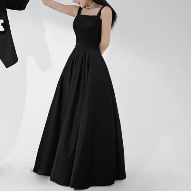 2023 Nieuwe A-Lijn Trouwjurken Mode Spaghettibandjes Tot Op De Grond Bruidsjurk Zwart Satijn Eenvoudige Elegante Vestidos De Novia
