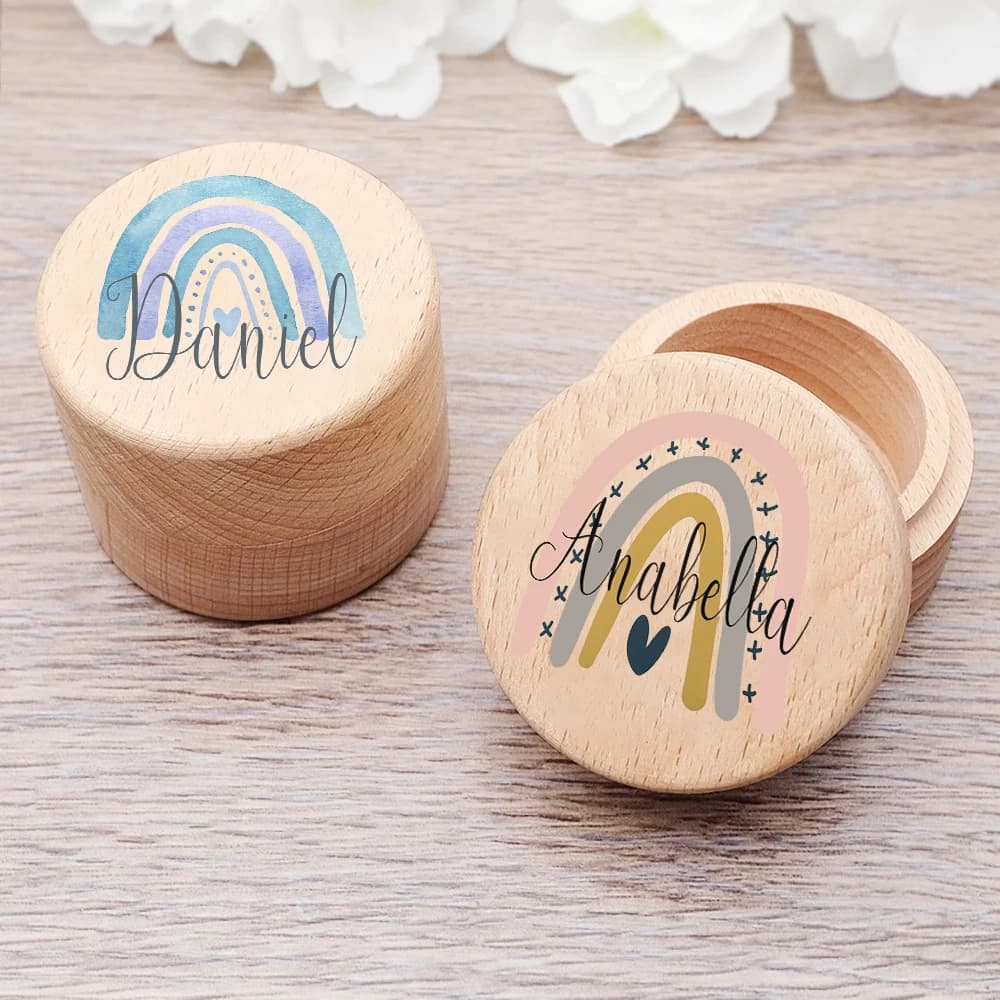 Gepersonaliseerde Regenboog met Naam Tanden Dozen Baby Tandendoos Aangepaste Aandenken Navelstreng Krul Haar Hout Verzamel Case Kids Douche Cadeau