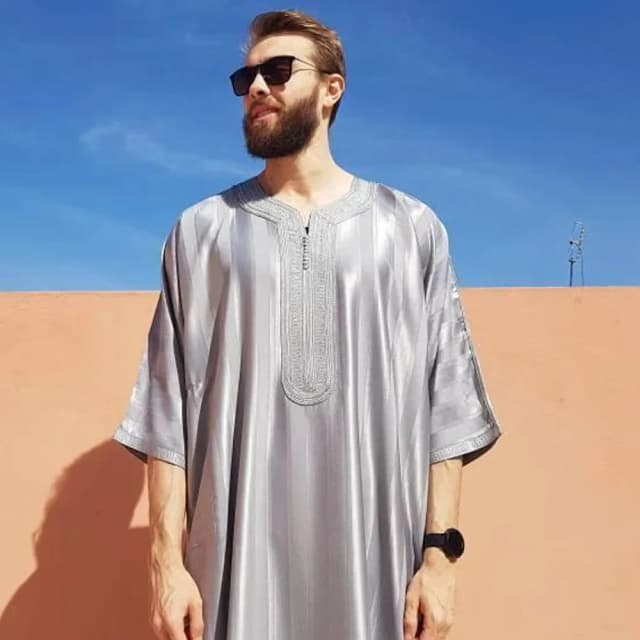 2023 Nieuwe Mannen Arabische Moslim Mode Islamitische Kleding Mannen Geborduurde Jubba Thobes Homme Marokkaanse Kaftan Eid Gebed Lange Gewaad Jurk