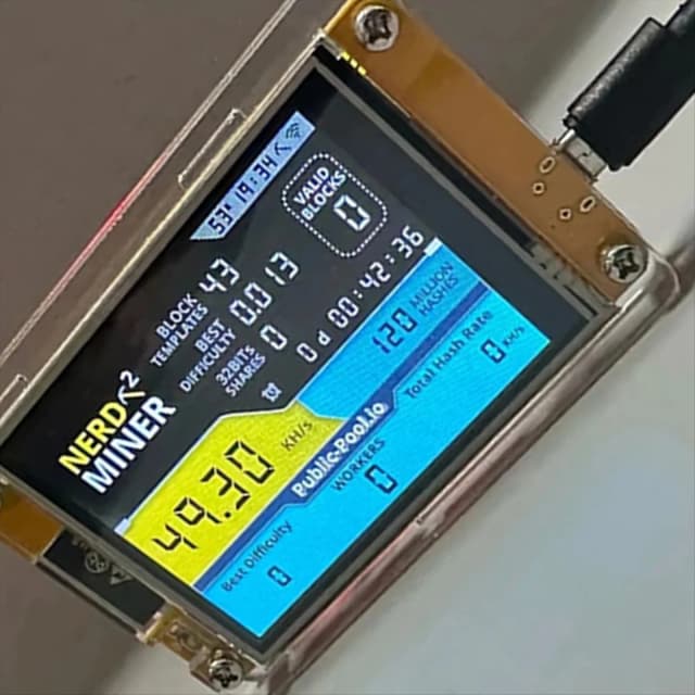 SuperDeals Gloednieuwe Nerdminer V3 2.8-Inch BTC Solo Loterij Nerd Miner Crypto Bitcoin Miner Solo Mijnbouwmachine